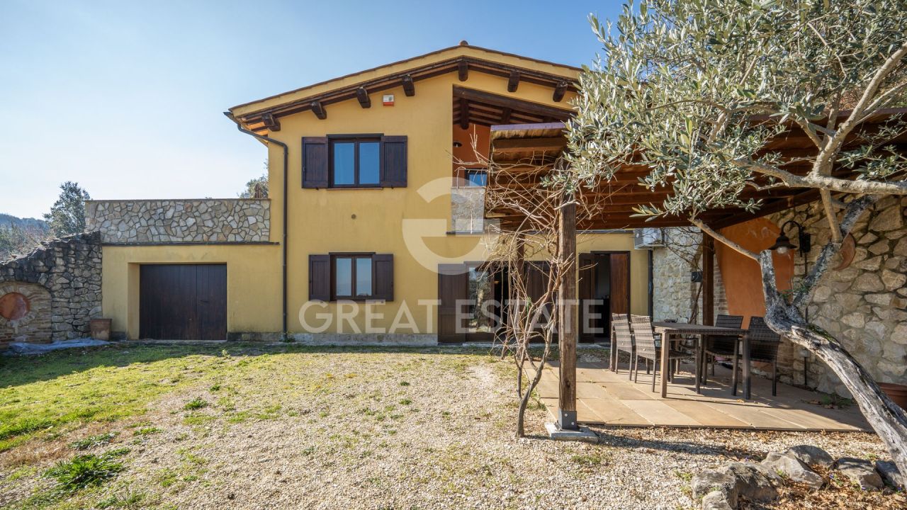 Дом в Беттоне, Италия, 303.5 м² - фото 3