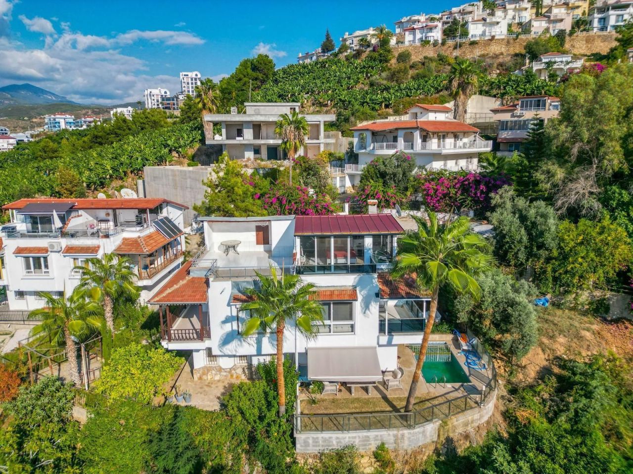 Вилла в Алании, Турция, 175 м² - фото 1