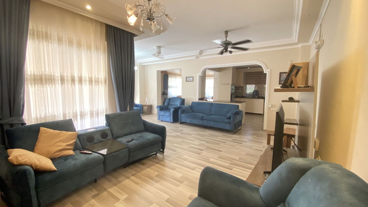 Вилла в Алании, Турция, 300 м² - фото 3