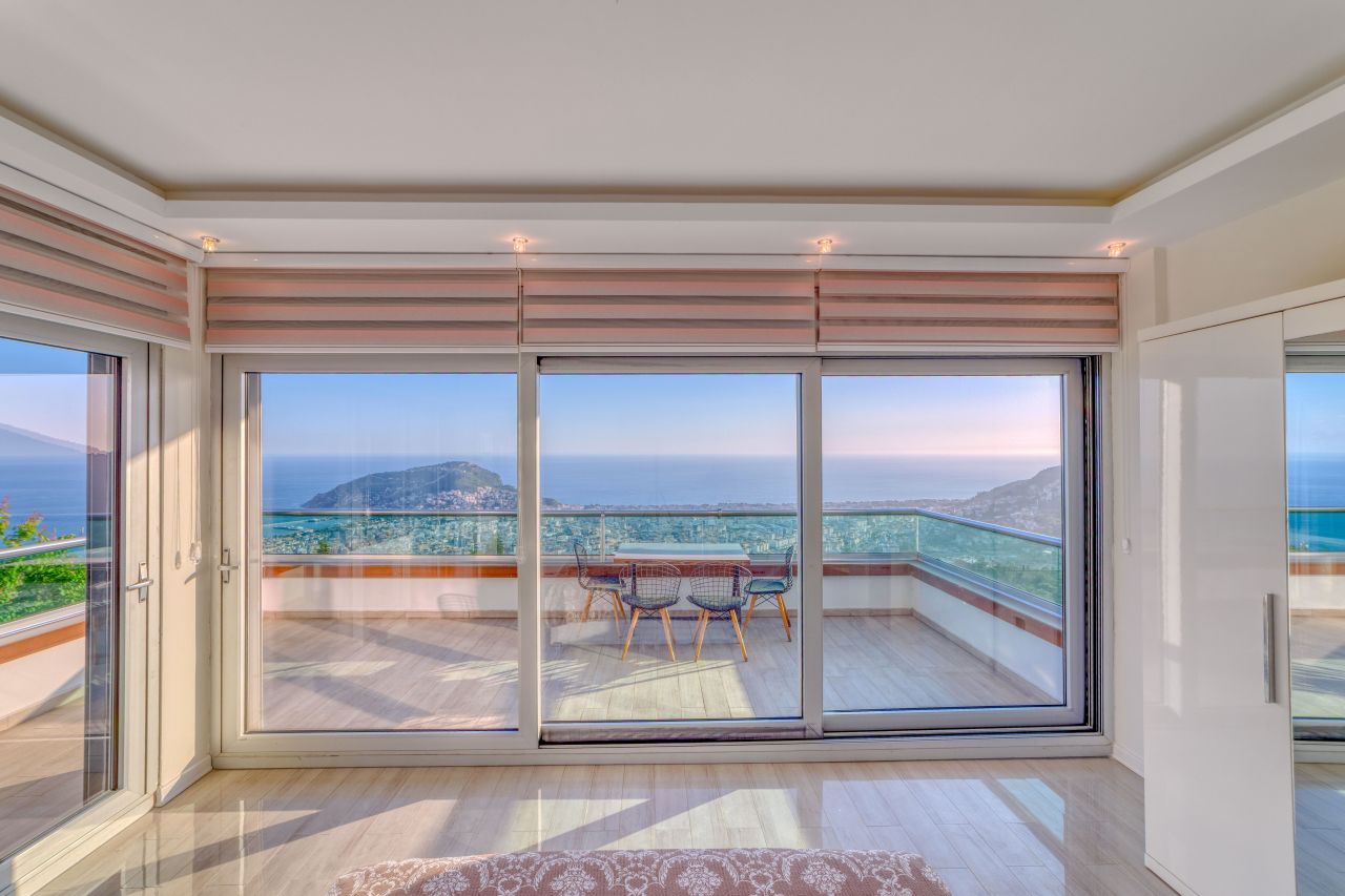 Вилла в Алании, Турция, 300 м² - фото 5