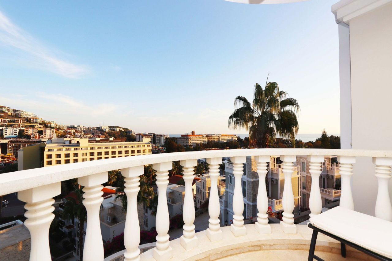 Вилла в Алании, Турция, 305 м² - фото 15