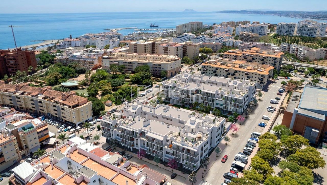 Апартаменты в Эстепоне, Испания, 101 м² - фото 7