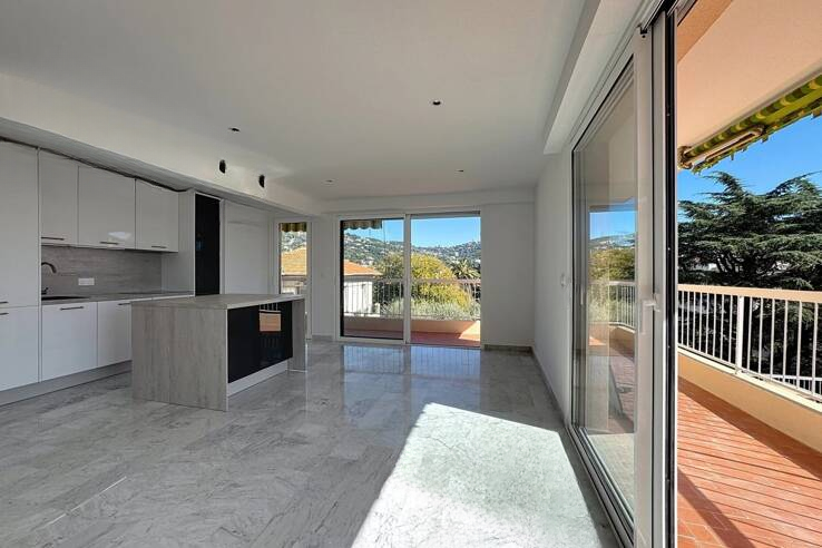 Квартира в Каннах, Франция, 62 м² - фото 1