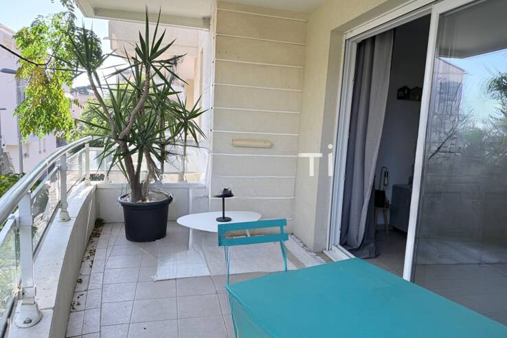 Квартира в Каннах, Франция, 47 м² - фото 1