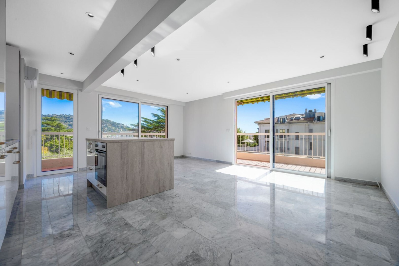 Квартира в Каннах, Франция, 62 м² - фото 1