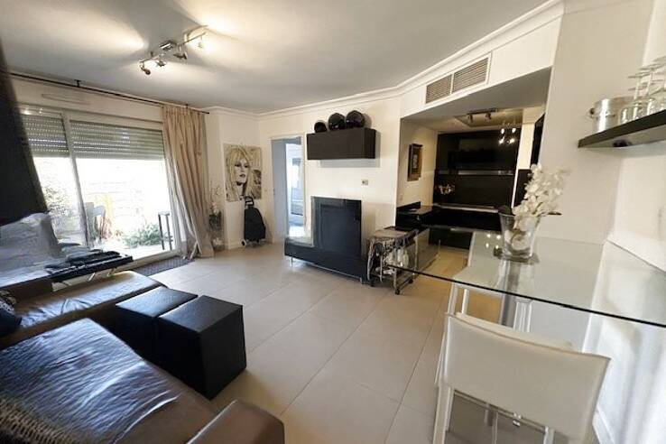 Квартира в Каннах, Франция, 42 м² - фото 1