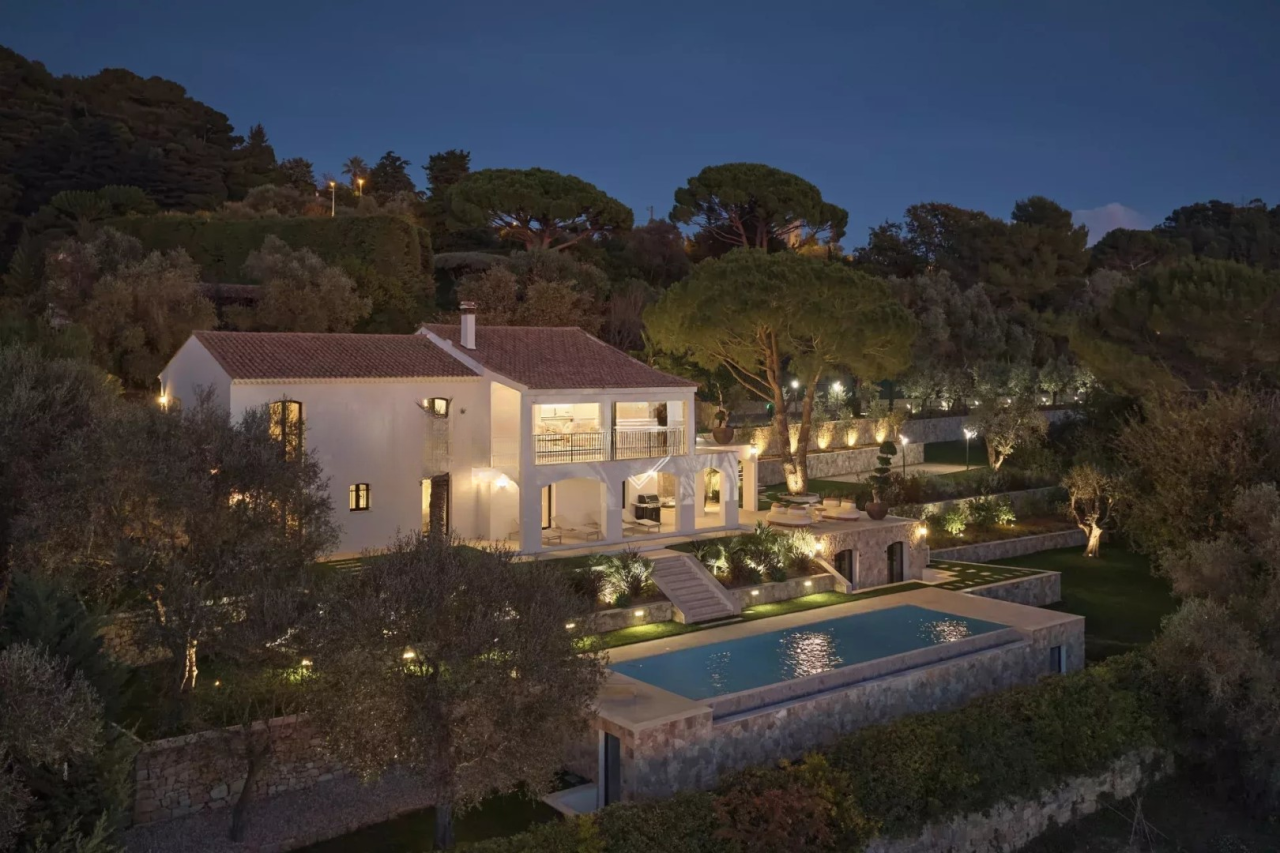 Квартира в Каннах, Франция, 340 м² - фото 1