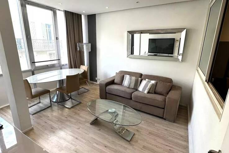 Квартира в Каннах, Франция, 57 м² - фото 1