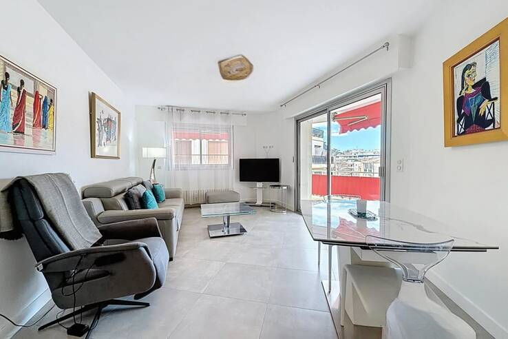 Квартира в Каннах, Франция, 70 м² - фото 1