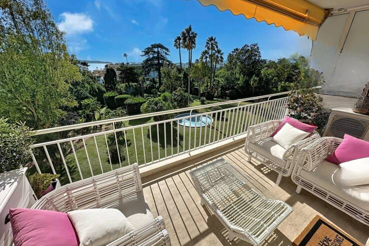 Квартира в Каннах, Франция, 74 м² - фото 1