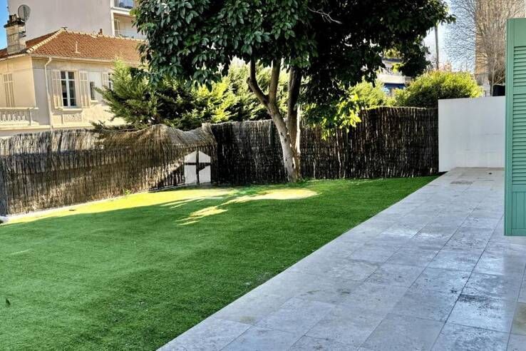 Квартира в Каннах, Франция, 46 м² - фото 1