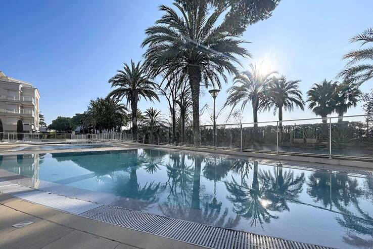 Квартира в Каннах, Франция, 35 м² - фото 1