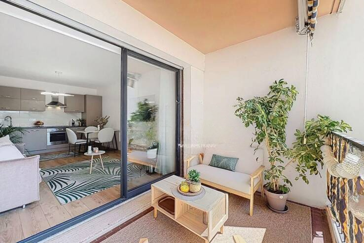 Квартира в Каннах, Франция, 56 м² - фото 1