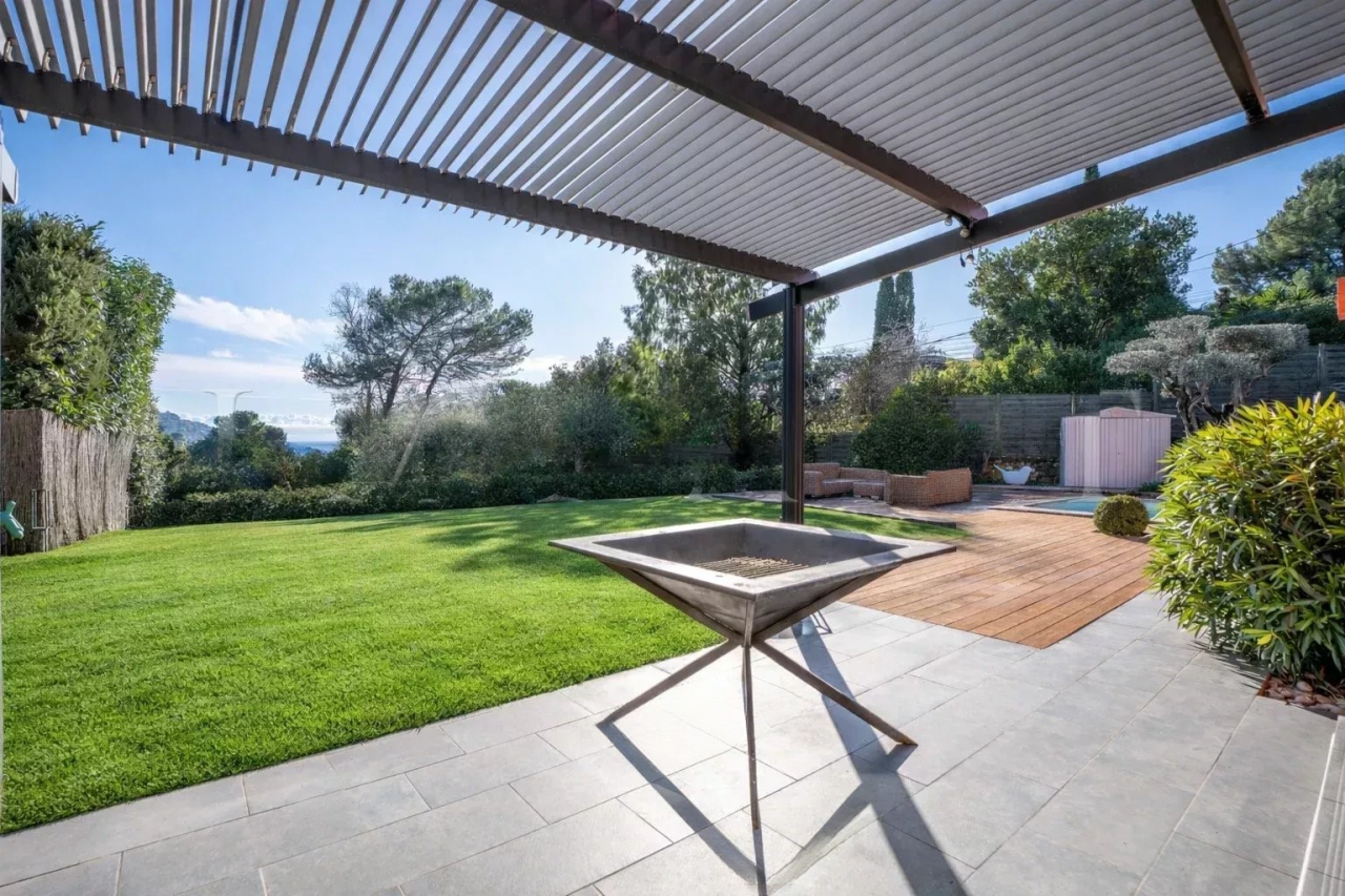 Квартира в Каннах, Франция, 163 м² - фото 1