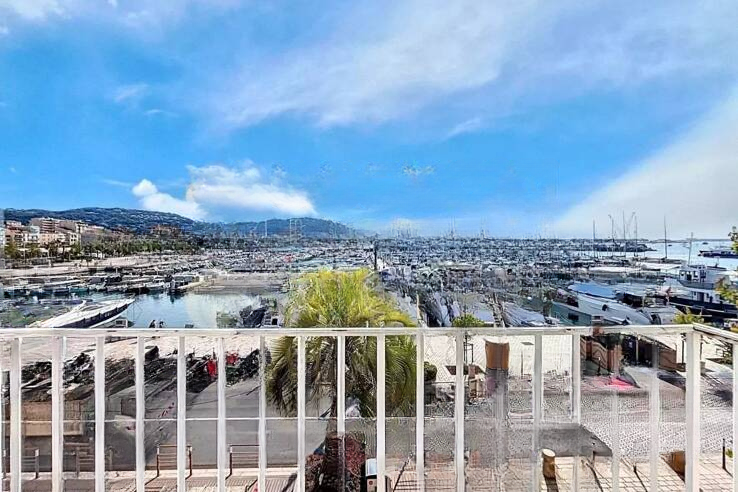 Квартира в Каннах, Франция, 55 м² - фото 1