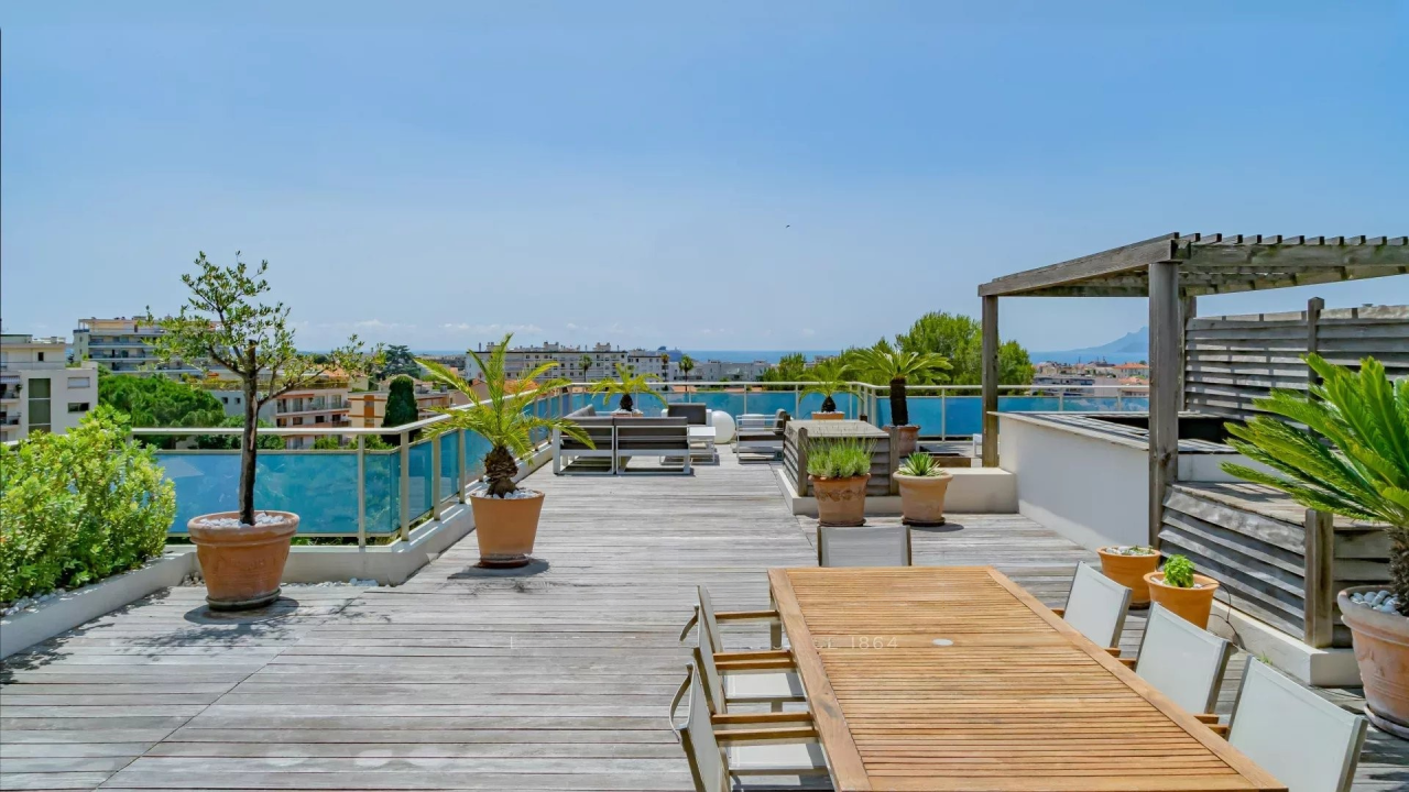 Квартира в Каннах, Франция, 137 м² - фото 2