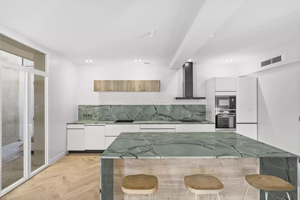 Квартира в Каннах, Франция, 189 м² - фото 2