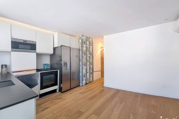 Квартира в Каннах, Франция, 40 м² - фото 2