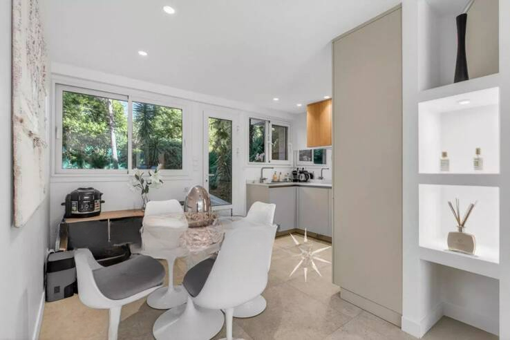 Квартира в Каннах, Франция, 74 м² - фото 2