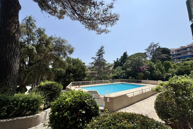 Квартира в Каннах, Франция, 24 м² - фото 2