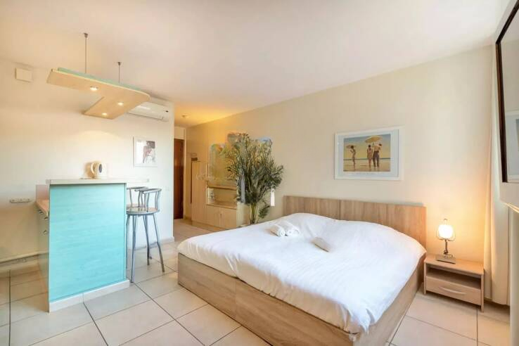 Квартира в Каннах, Франция, 26 м² - фото 2