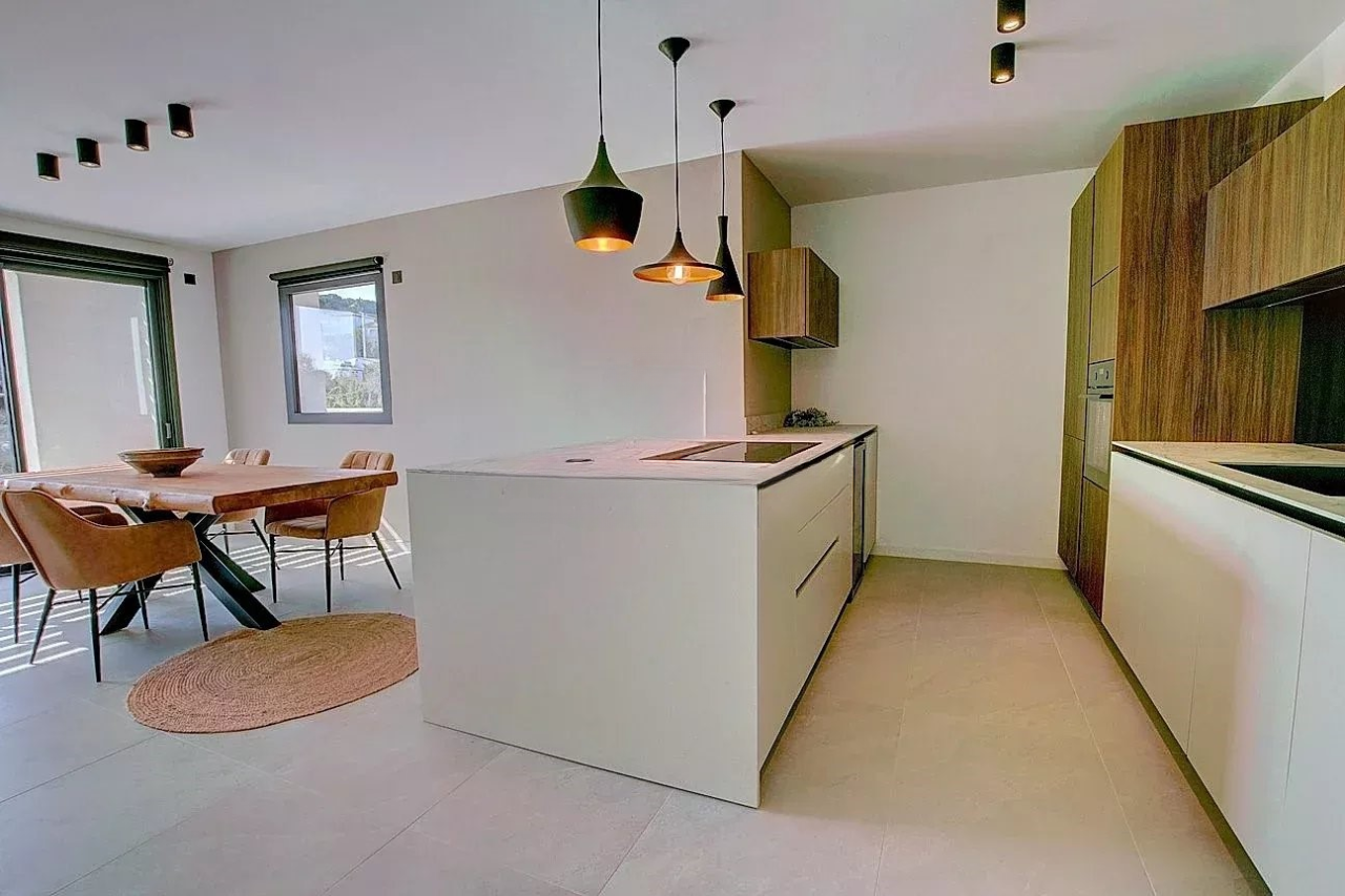 Квартира в Каннах, Франция, 208 м² - фото 2