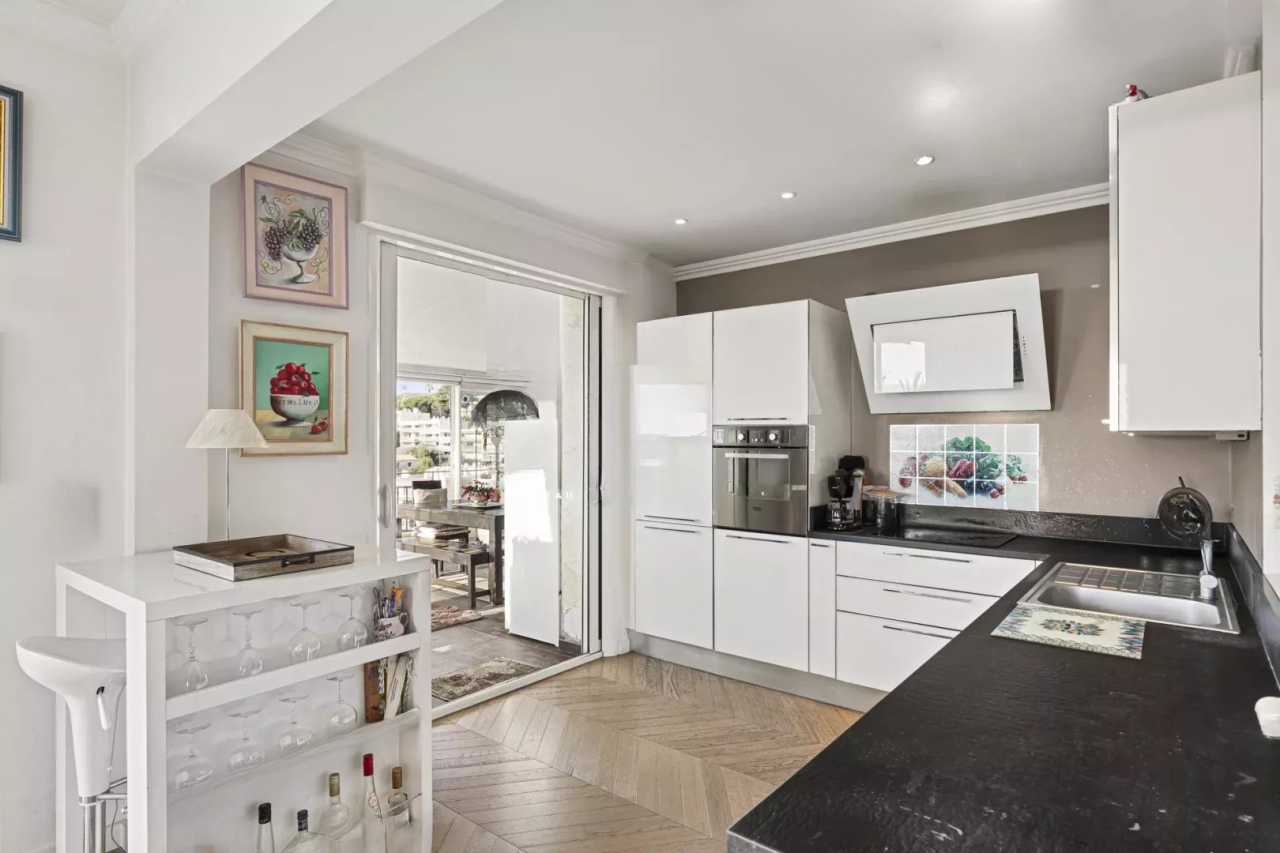 Квартира в Каннах, Франция, 108 м² - фото 7