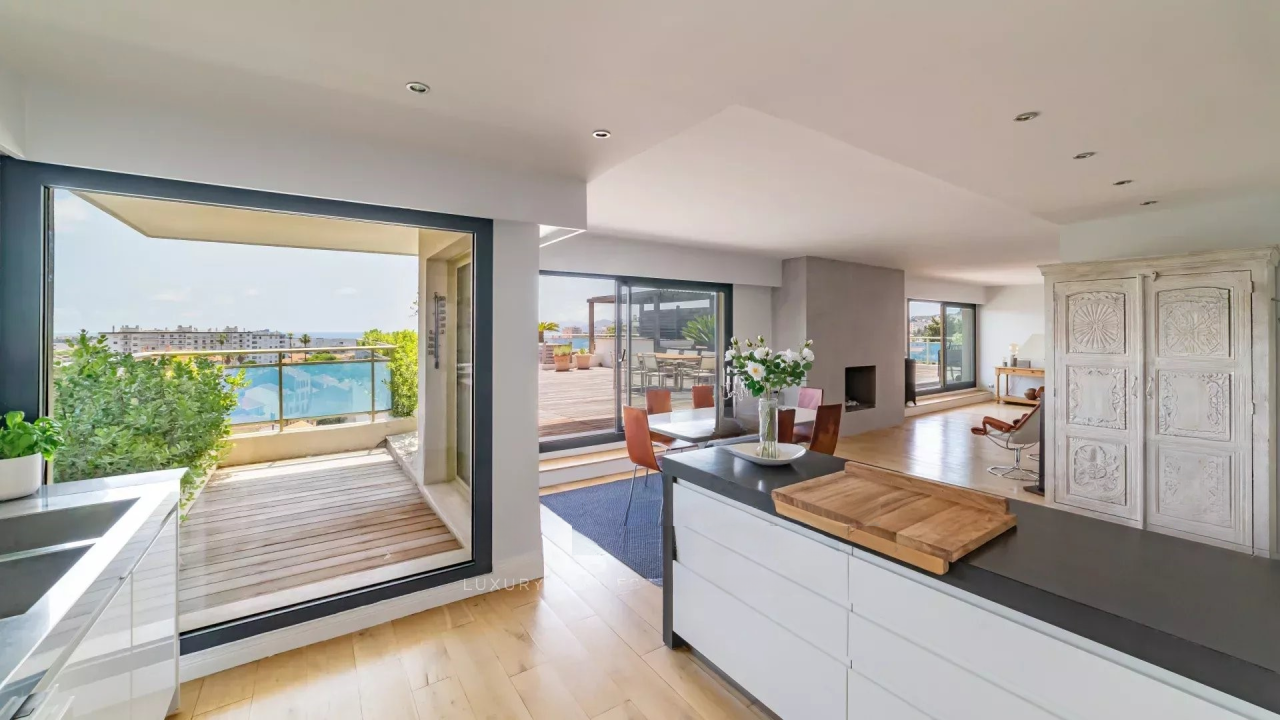 Квартира в Каннах, Франция, 137 м² - фото 7