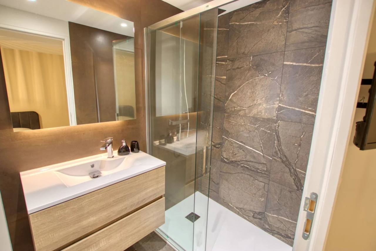 Квартира в Каннах, Франция, 90 м² - фото 12