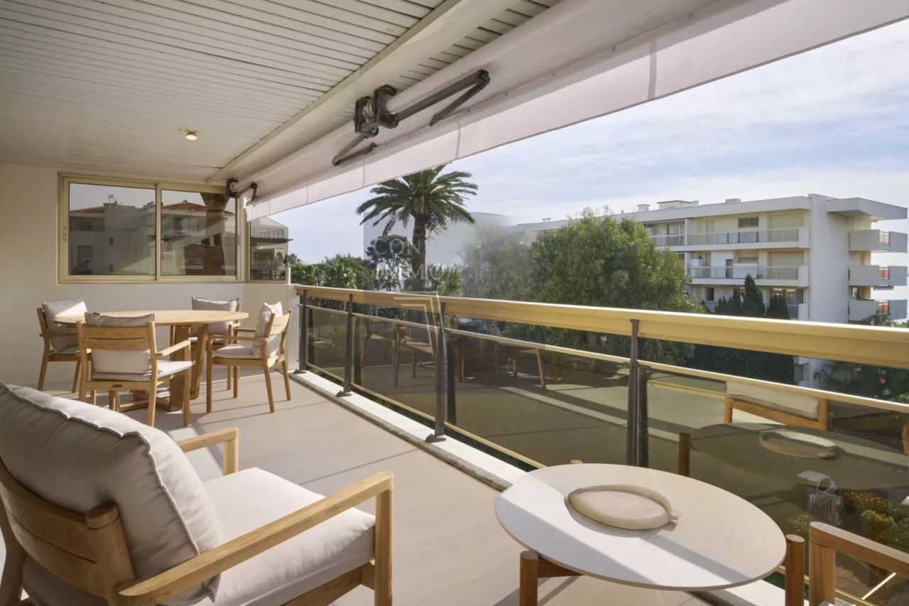 Квартира в Каннах, Франция, 100 м² - фото 18