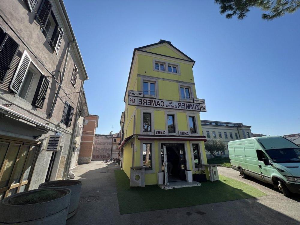 Отель, гостиница в Умаге, Хорватия, 240 м² - фото 1