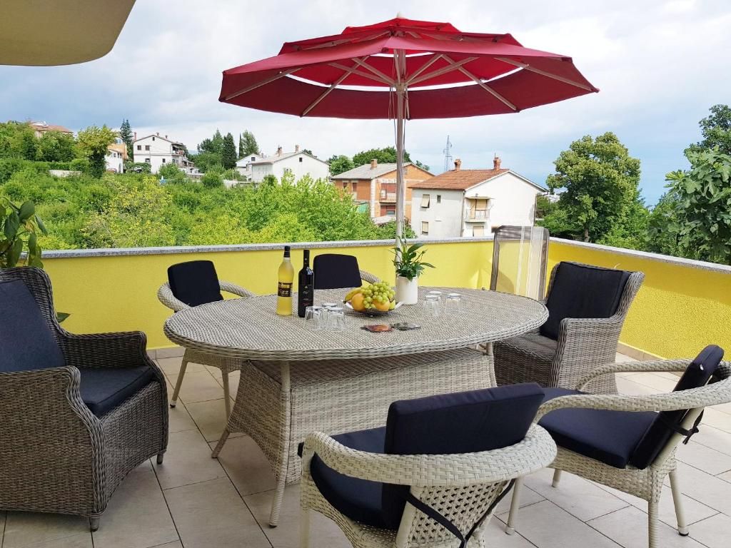 Отель, гостиница в Матульи, Хорватия, 495 м² - фото 1