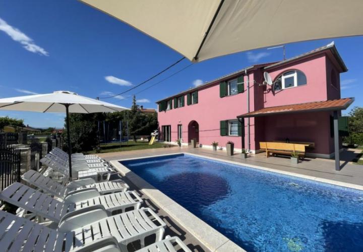 Вилла в Лабине, Хорватия, 260 м² - фото 1