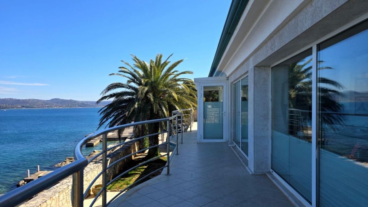 Вилла Crveni Vrh, Хорватия, 262 м² - фото 1