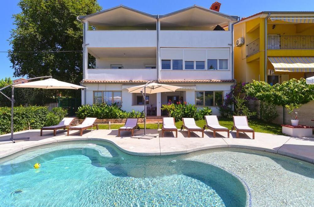 Отель, гостиница в Фажане, Хорватия, 460 м² - фото 1