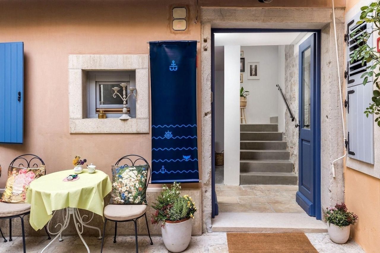 Отель, гостиница в Ровини, Хорватия, 185 м² - фото 2