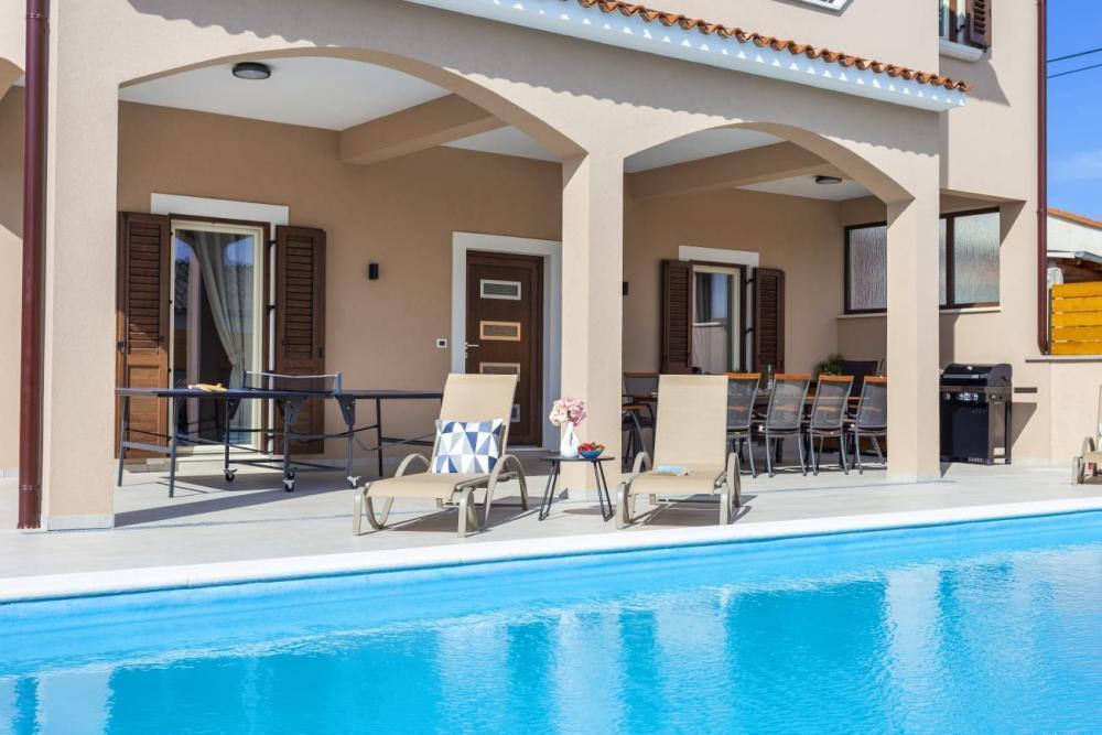 Вилла в Пуле, Хорватия, 324 м² - фото 3