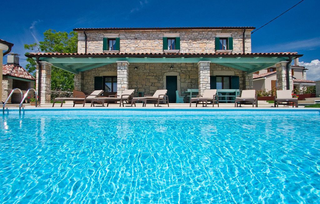 Вилла в Тиняне, Хорватия, 230 м² - фото 3