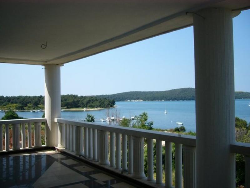 Вилла в Медулине, Хорватия, 690 м² - фото 4