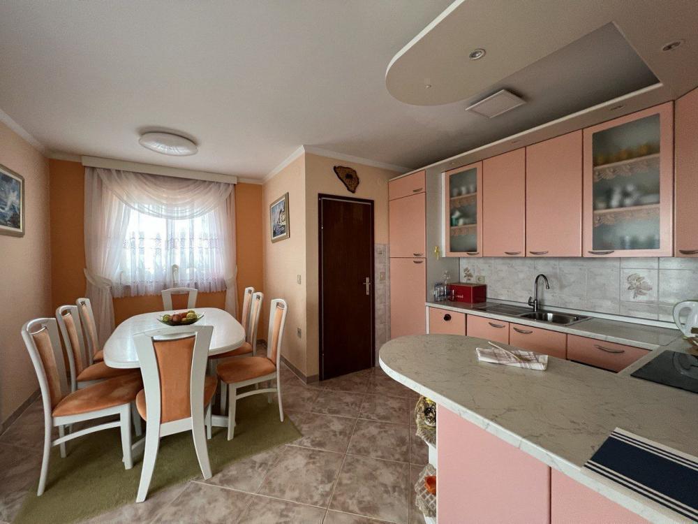 Отель, гостиница в Умаге, Хорватия, 550 м² - фото 4