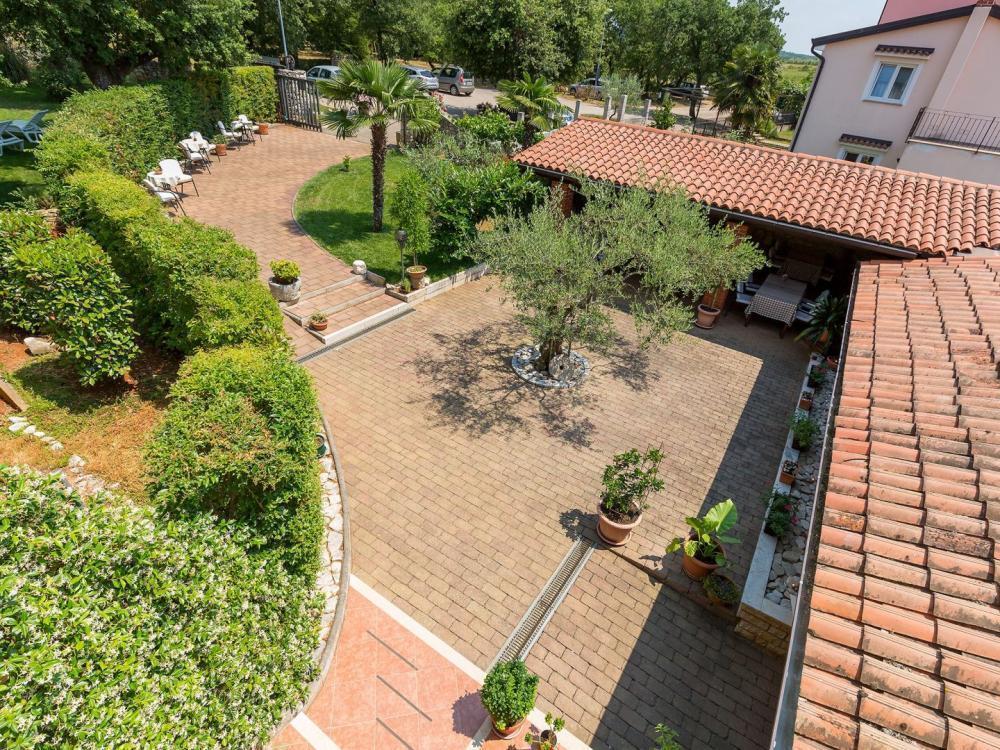 Отель, гостиница в Новиграде, Хорватия, 900 м² - фото 5