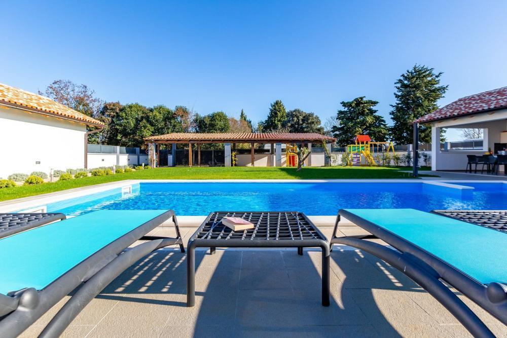 Вилла в Лижняне, Хорватия, 340 м² - фото 5