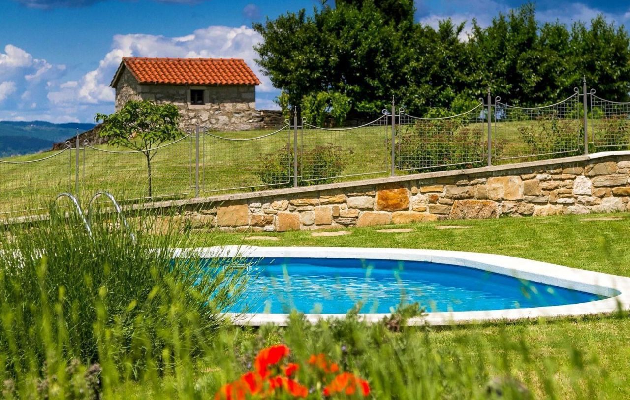 Вилла в Мотовуне, Хорватия, 300 м² - фото 6