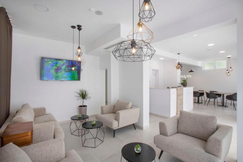 Отель, гостиница на острове Паг, Хорватия, 1 200 м² - фото 7