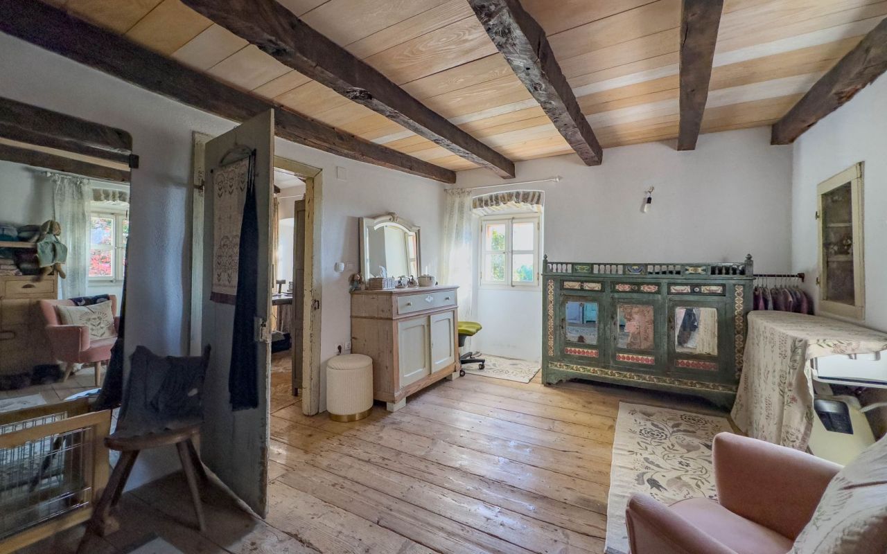 Отель, гостиница Lupoglav, Хорватия, 646 м² - фото 8