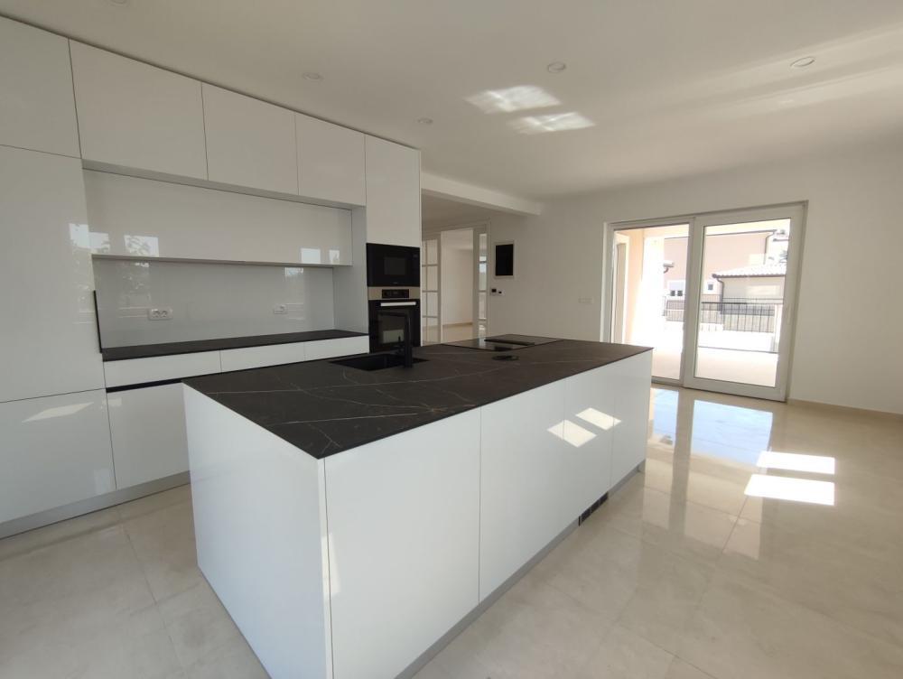 Вилла в Умаге, Хорватия, 250 м² - фото 9