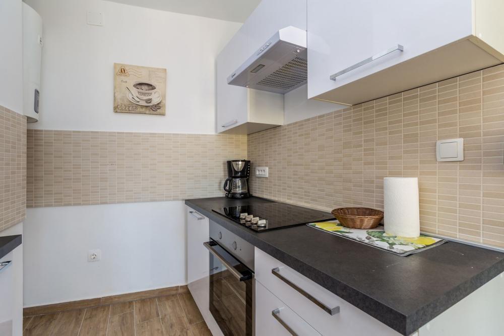 Отель, гостиница Njivice, Omišalj, Хорватия, 388 м² - фото 9