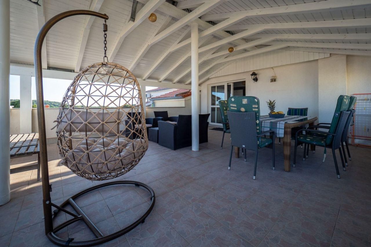 Отель, гостиница Banjole, Хорватия, 420 м² - фото 10