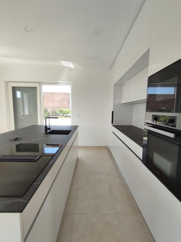 Вилла в Умаге, Хорватия, 250 м² - фото 11