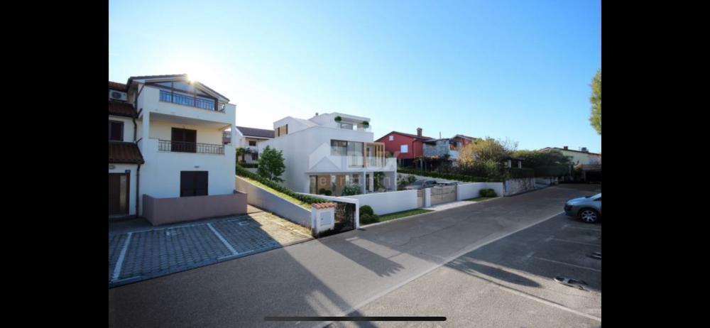 Вилла в Умаге, Хорватия, 180 м² - фото 12